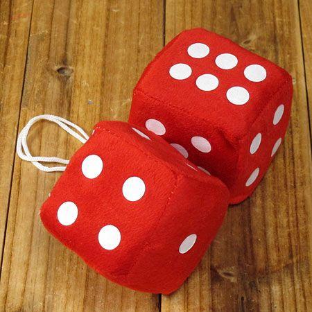 サイコロ ダイス カーアクセサリー カー用品 ルームミラー 飾り 車 ハンギングファジーダイス レッ...