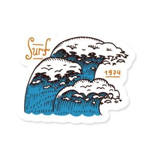 ステッカー サーフィン アメリカン 車 アウトドア スーツケース おしゃれ かっこいい レトロ ビンテージ 海 SURFS UP DECAL 波 SURF 1974｜planfirst