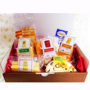 cheese　gift　グルメギフト　ナチュラルチーズとピコスの詰め合わせ10種セット｜PLANQUOR