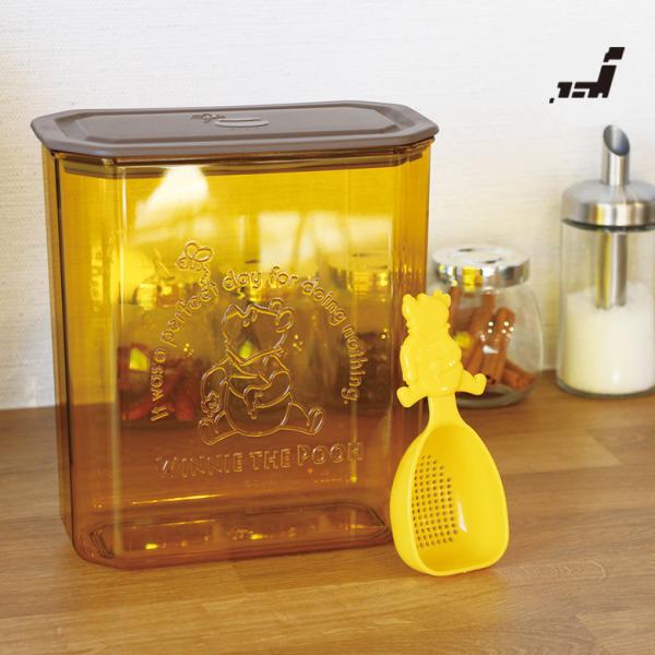 錦化成 クマのプーさん 粉末保存ケース Y 小麦粉 1kg ディズニー プーさん 粉振るい 保存容器...