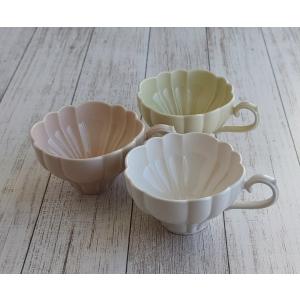 ティーカップ　洋食器　高級感　上品　花　パステルカラー　おしゃれ　studio