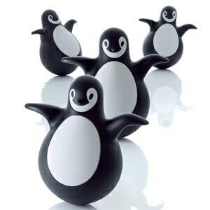 法人宛限定 MAGIS マジスPingy ピンギーペンギン型のおきあがりこぼしEero Aarnio...