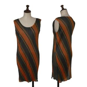 プリーツプリーズPLEATS PLEASE メッ...の商品画像