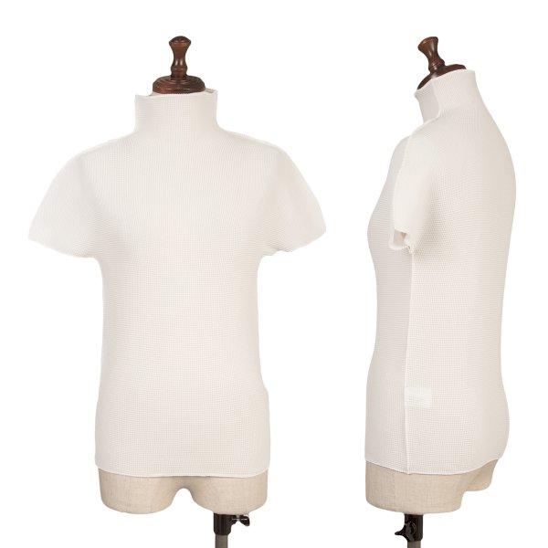 イッセイミヤケ ミーISSEY MIYAKE me ストレッチプリーツハイネックTシャツ 白F 【レ...
