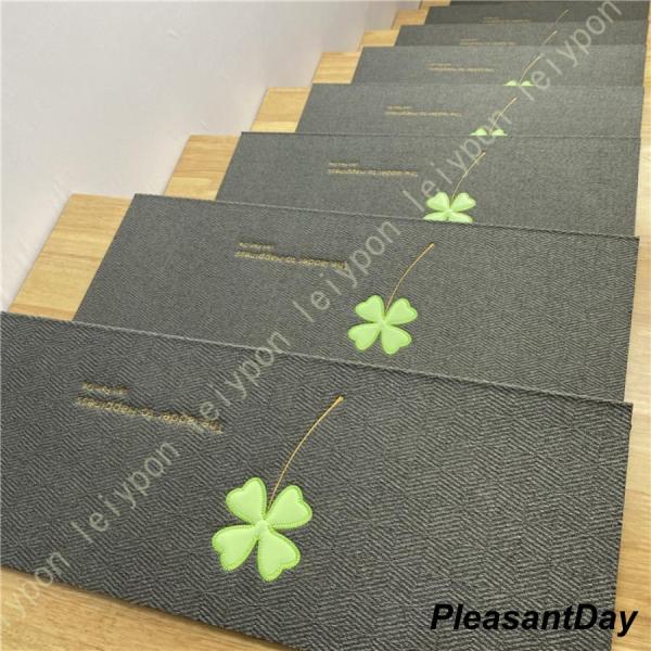 階段マット 15枚セット クッション 蓄光 夜行性 光る 足元 安全 ペット 傷がつかない 廊下 洗...