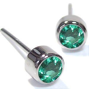 プラチナ ピアス メンズ 一粒 エメラルドピアス クリスマス ポイント消化