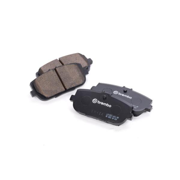 brembo (ブレンボ) 4リン リア低ダストブレーキパッド 左右セット ND5RC/NDERC/...