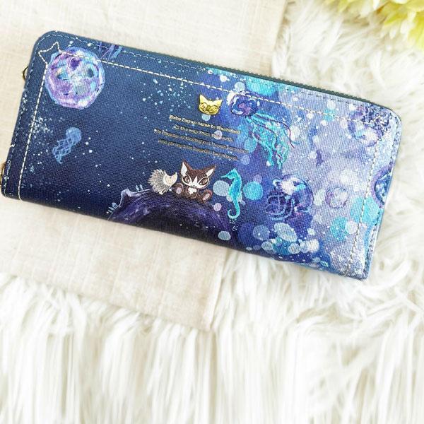 長財布 ベベダヤン 送料無料 新品 ラウンドファスナー 長財布 タツノオトシゴとクラゲ ネイビー レ...