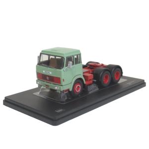 ixo（イクソ） 1/43 ヘンシェル HS 19 TS 1966 グリーン トラクターヘッド ミニカー｜plus1market