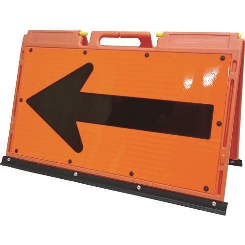 (送料別途)(直送品)仙台銘板 ソフトサインボードオレンジ/黒プリズム(矢印板)H600×W900m...