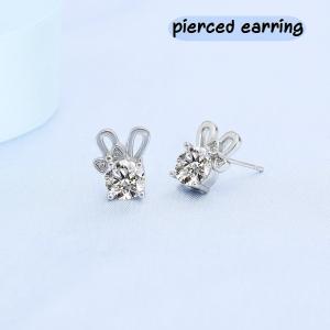 ANNA SUI（アナスイ） ピアス ウサギ ニンジンモチーフ ピアス 