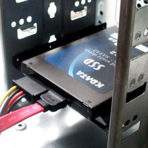 HDD SSD用変換ブラケット 2.5 3.5...の詳細画像1