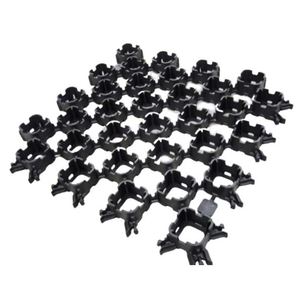 4枚 砂利舗装材 e-レスター 500×500×40mm ポリプロピレン 砂利固定材 小泉製麻 個人...