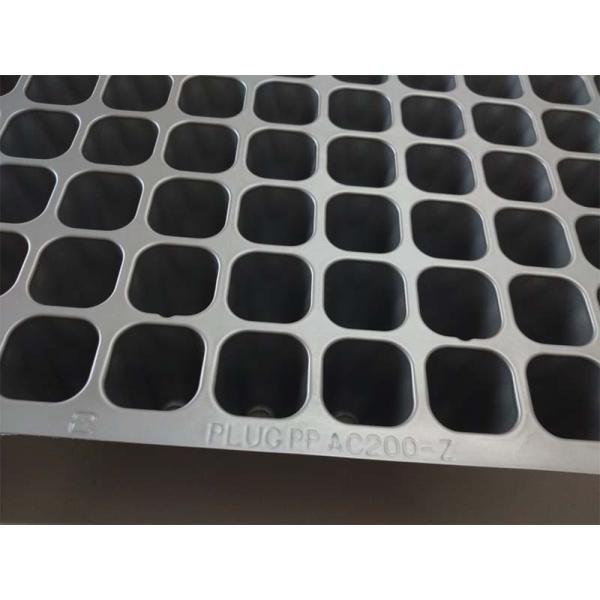 100枚 プラグトレー 銀 200穴 Z リブなし 300×589mm ポリプロピレン 国産 全農タ...