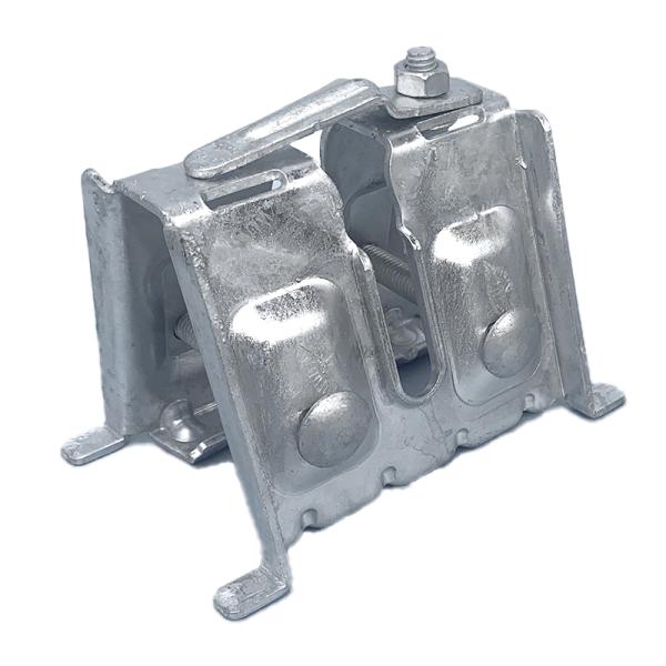 雪止金具 折半屋根 きたぐにUT ドブメッキ 20個入 アングル止め タイトロック50 折半角ハゼ ...