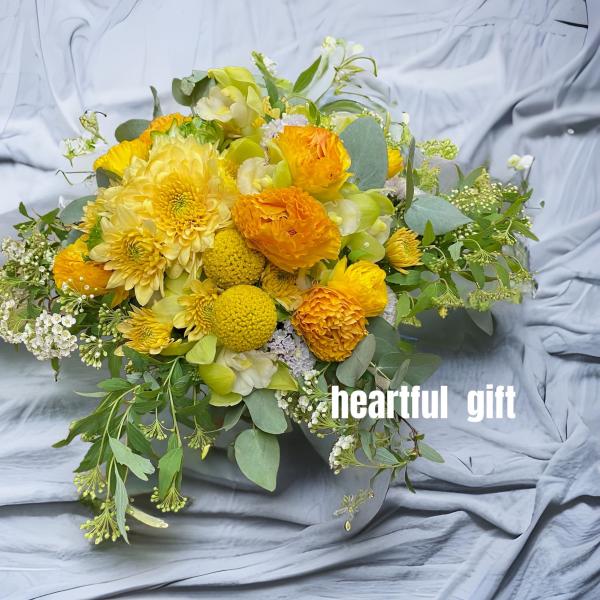 お悔み お供え 生花 アレンジメント ペット ナチュラル系 4400円 おしゃれ 現代風 仏花 枕花...