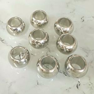 8個 17mm 大穴 9.5mmプラ ビーズの詳細画像1