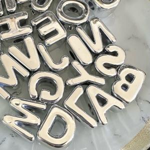 1個 アクリル 大穴 アルファベット ビーズ ...の詳細画像3