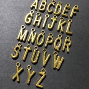1個 アルファベット イニシャル チャーム Y...の詳細画像5