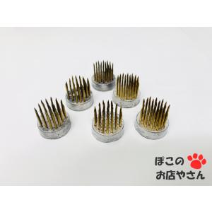 ミニ剣山　丸　一輪挿し　生け花用　直径2.2cmｘ高さ2.1cm【剣山　インテリア　花】送料120円〜！！