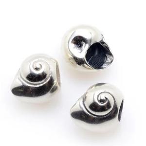 CHARMS OF ALOHA Moon Shell