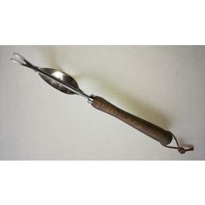 　高儀　　VG　木柄ステンレス　草抜き　テコ付　＃2152