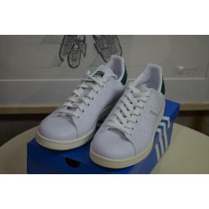 アディダス　ADIDAS　STAN　SMITH　US5.5　23.5.cm　スニーカー　シューズ　靴...