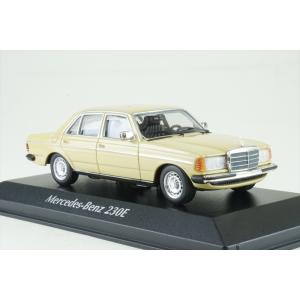 ディーラー別注 1/18 メルセデス・ベンツ 200 W123 イングリッシュ