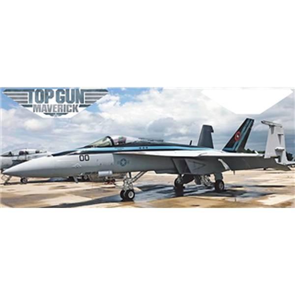 ドイツレベル 1/48 F/A-18E スーパーホーネット “トップ ガン” スケールモデル 038...