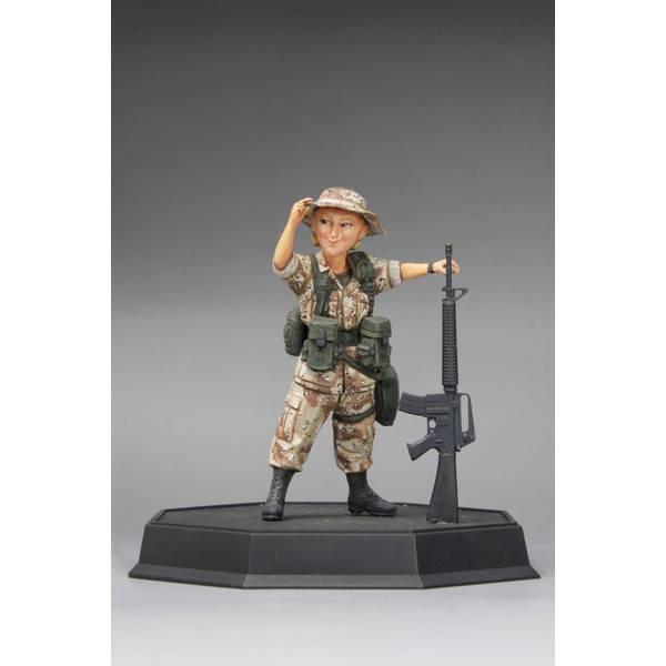 ファインモールド 1/12? 湾岸戦争 アメリカ陸軍 女性兵士サンディ＆M16A2アサルトライフル ...