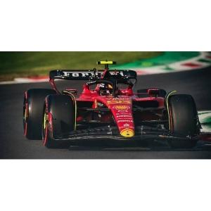 美品 1/18ルックスマートフェラーリSF15-T Kライコネン　バーレーンGP ルックスマート 1/18 フェラーリ F1-75 2022 F1 バーレーンGP ウィナー