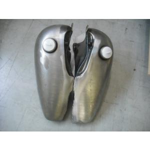 ☆ハーレー 分割ガスタンク ファットボブ 3.5ガロン 〜84年4速ショベル 15289