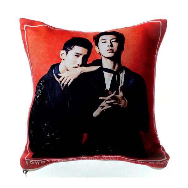 東方神起 チャンミン ユノ ユンホ グッズ 【 クッション 抱き枕 】 新作写真１