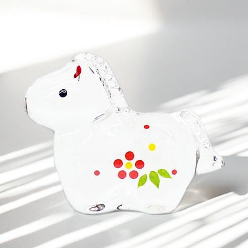 ガラス干支人形 クリスタル午 中 ガラス ガラス細工 小さい 馬 うま 縁起物 お正月 置物 人形 ...