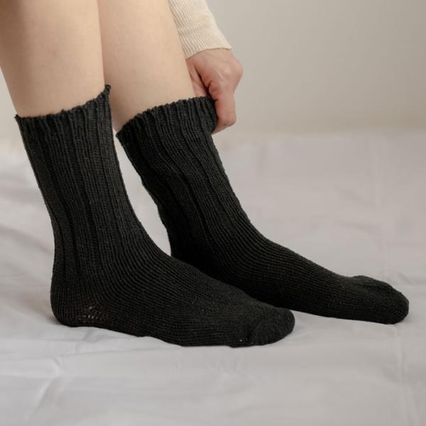 おひさまのぬくもり（天然シルク）   おやすみソックス ブラック・S（23〜25cm）