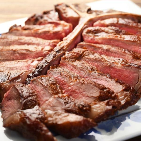 肉の王様「Tボーンステーキ900g／アメリカ産）  (US産 牛肉 サーロイン ヒレ 450gx2 ...