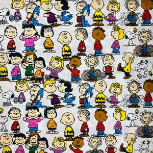 生地 布 綿100％ ( PEANUTS ) 【50cm以上10cm単位】17797 スヌーピー キャラクター生地 コットン シーチング 手作り 手芸 SNOOPY グッズ 輸入｜pretzel