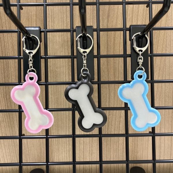 反射　キーホルダー　マスコット　わんちゃん　犬　骨　