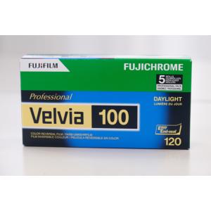フジクローム リバーサルフィルム VELVIA100 12枚撮/5本パック(ブローニー120)