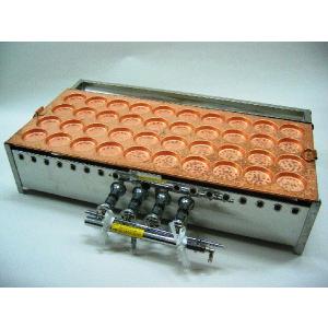 送料込み　山下金物　大判焼き器　32穴　LPガス用　業務用　使用頻度少ない良品 送料込み 山下金物 大判焼き器 32穴 LPガス用 業務用 使用頻度