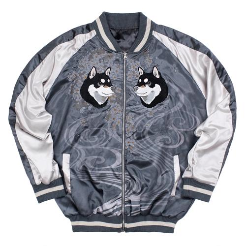 コスパ 世界の終わりに柴犬と 石原雄先生デザイン ハルさん 刺繍スカジャン 黒柴Ver. GRAY