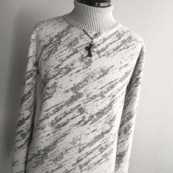 1.7万 新品 L トルネードマート ストームリンクスモールタートルネックニット ホワイト サンプル...