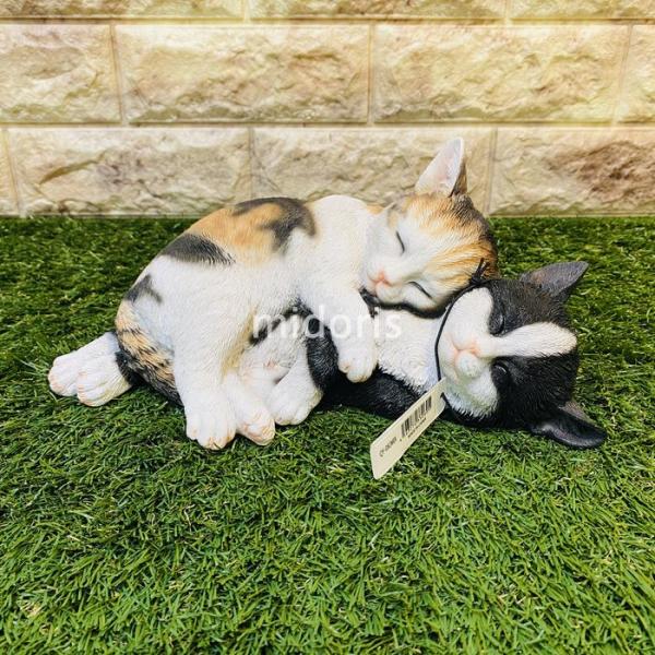 ベニーズキャット お昼寝中（ミケ / ハチワレ）猫 置物 可愛い リアル アニマルオブジェ インテリ...