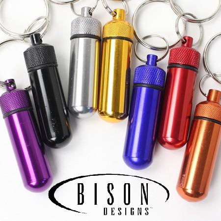 キーホルダー 薬入れケース 携帯用 キャンプ 小物 バイソンデザイン BISON DESIGNS ア...