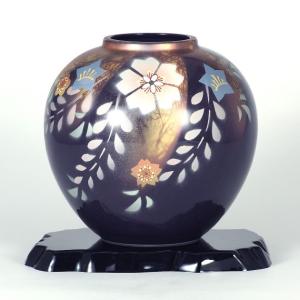 受注生産 薩摩焼 十五代沈壽官作(ちんじゅかん)白薩摩九寸花瓶 本金秋