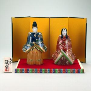 九谷焼 玉雛人形 3号 桜盛 台・敷物・屏風・木札付 8×8×10cm 化粧箱