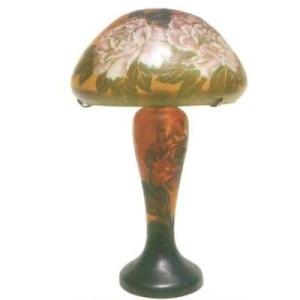 【送料無料】 Collection 【CP-1032N】 ArtNouveauStyle ガラスランプ 牡丹 37×42cm 電源:E17 25W/E12 10W 【送料無料】 Collection 【CP-1032N】 ArtNouveauStyle ガラスランプ 牡丹 37×42cm 電源:E17 25W/E12 10W