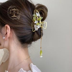 バナナクリップ ヘアクリップ ヘアアクセサリー ヘアアレンジ 蝶々 バタフライ 花 チェーン 簡単オシャレ｜pulaode