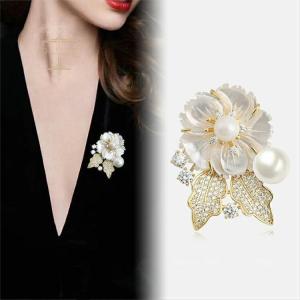 ブローチ パール 卒業式 入学式 アンティーク ...の商品画像