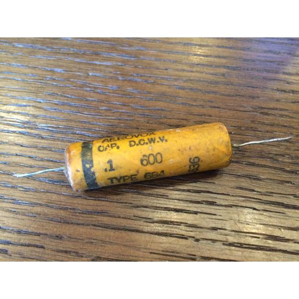 ビンテージ Aerovox .1 600v Wax コンデンサ (シングル/.1シングル)(在庫3)